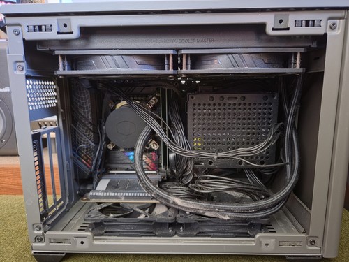 Cooler master nr200p max - master, sff